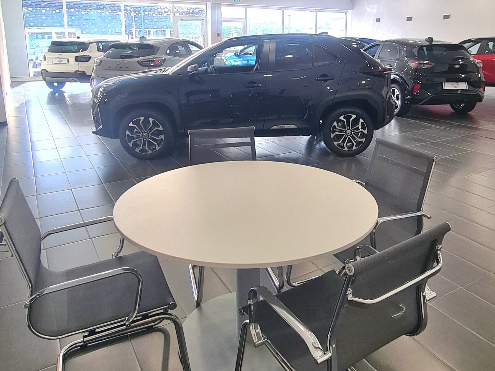 La tua auto, la nostra missione.
Gespa è il tuo autosalone multimarche di fiducia: ti accompagniamo nella scelta della soluzione di mobilità più adatta a te, con un approccio basato sull’ascolto e sulla consulenza personalizzata.
