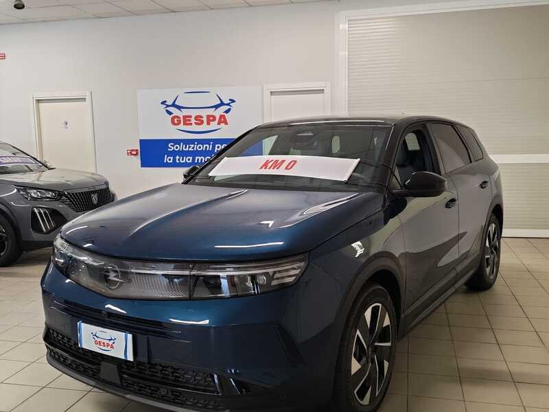 OPEL GRANDLAND NUOVO ARRIVO! SUV elegante, spazioso, tecnologico